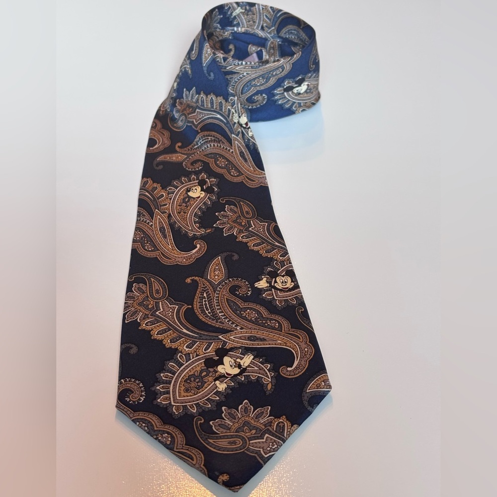 Disney Mickey Mouse Paisley Tie, Balancine presents the Tie Works, 100% silk